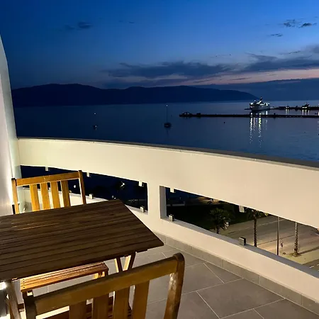 Lägenhet U N I Q U E By Sea View Vlorë