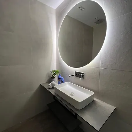 U N I Q U E By Sea View Vlorë